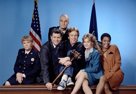 Night Court: Season 1 .